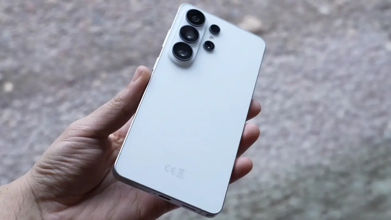 Galaxy S27 Ultra Donanım Canavarı Olacak - ShiftDelete.Net